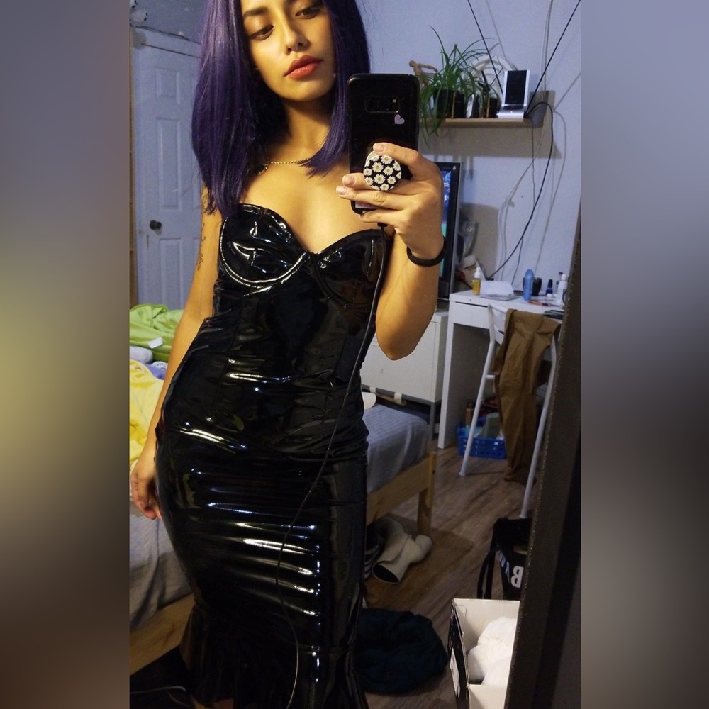 Latex look mermaid hem strapless dress